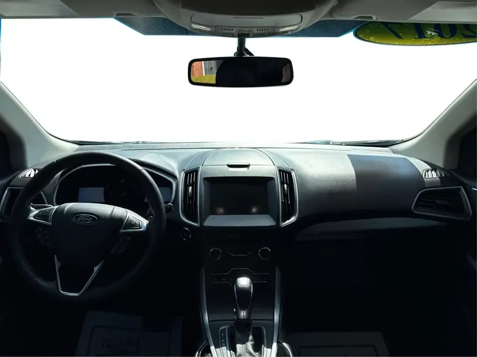 2017 Ford Edge SEL (2FMPK4J9XHB) with an 2.0L L4 DOHC 16V engine, 6A transmission, located at 1230 East Main St, Xenia, OH, 45385, (937) 908-9800, 39.688026, -83.910172 - **Discover Your Next Adventure with the 2017 Ford Edge SEL at Advantage Car and Credit!**<br /> <br /> Are you ready to elevate your driving experience? The 2017 Ford Edge SEL is not just a vehicle; it's a lifestyle choice that caters to your every need-whether you're a busy professional looking for - Photo#21