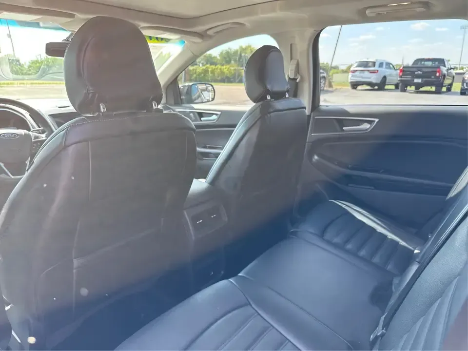 2017 Ford Edge SEL AWD (2FMPK4J9XHB) with an 2.0L L4 DOHC 16V engine, 6A transmission, located at 1099 N County Rd 25A, Troy, OH, 45373, (937) 908-9800, 40.057079, -84.212883 - Need an SUV that can handle Ohio's changing seasons, daily school runs, and spontaneous weekend getaways without feeling bulky? This **2017 Ford Edge SEL AWD** is built for real life in and around **Troy, Ohio**-the kind of vehicle that's equally at home cruising up **I75**, navigating **SR55/SR41**- Photo#10
