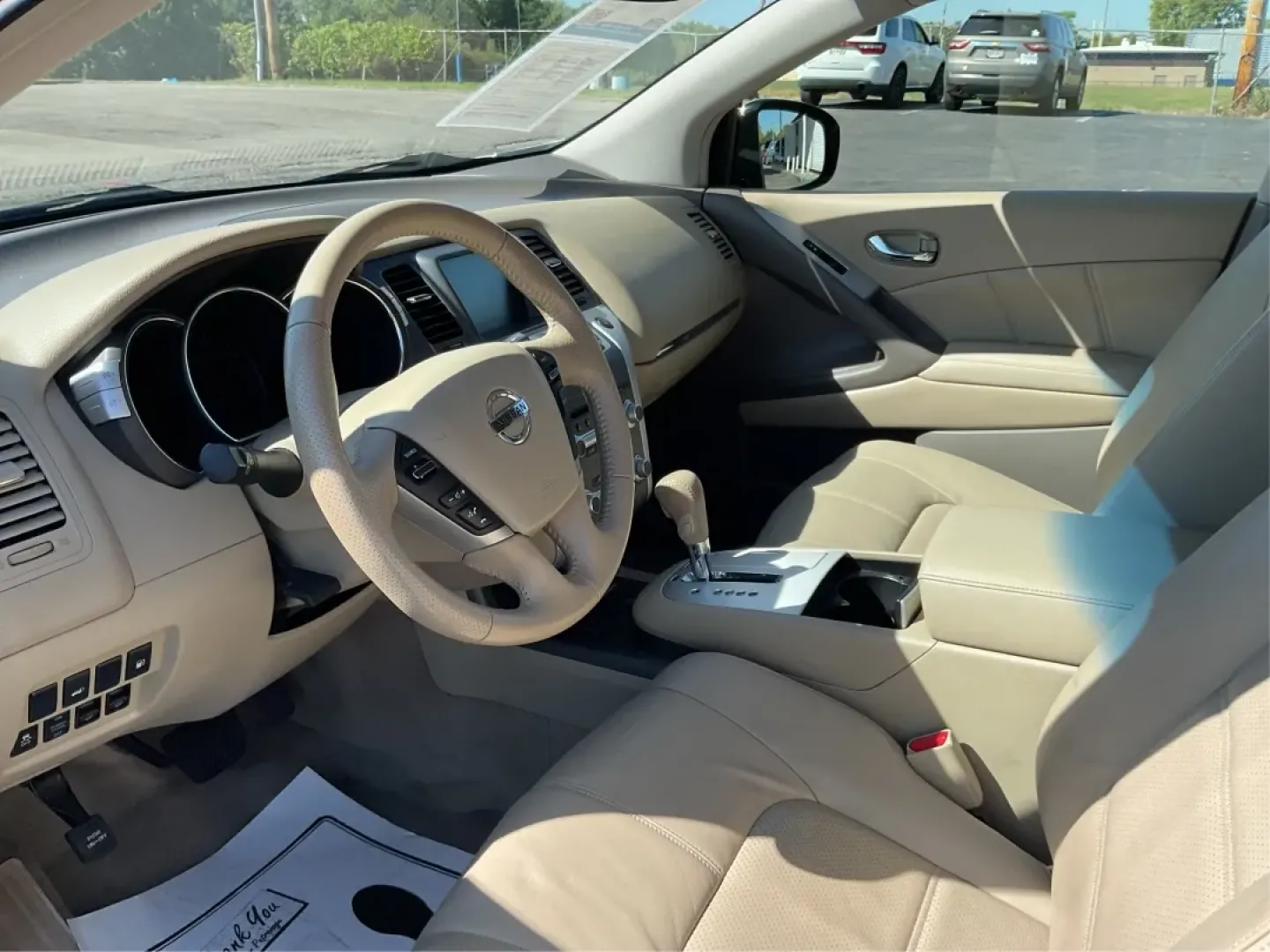 2014 Nissan Murano SL (JN8AZ1MW9EW) with an 3.5L V-6 DOHC engine, located at 880 E. National Road, Vandalia, OH, 45377, (937) 908-9800, 39.891918, -84.183594 - **Elevate Your Lifestyle with the 2014 Nissan Murano SL Perfect for All Your Adventures!**<br /> <br /> If you're on the hunt for a versatile SUV that seamlessly fits into your busy lifestyle, look no further than the stunning 2014 Nissan Murano SL. Whether you're making school runs, embarking on w - Photo#9