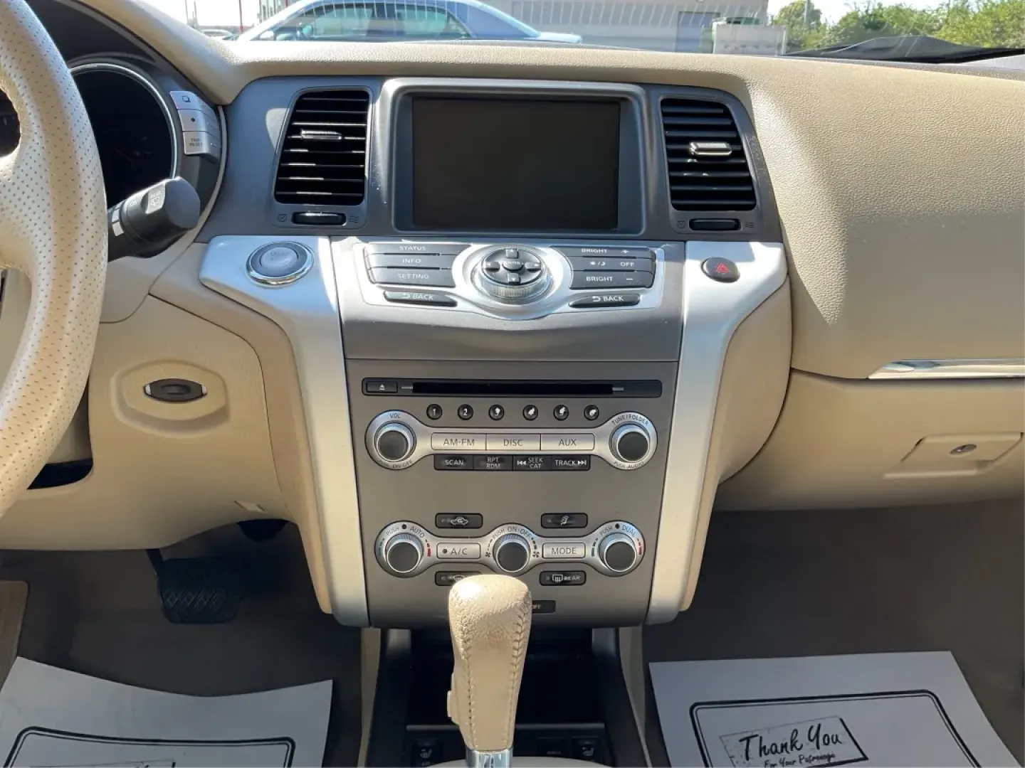 2014 Nissan Murano SL (JN8AZ1MW9EW) with an 3.5L V-6 DOHC engine, located at 880 E. National Road, Vandalia, OH, 45377, (937) 908-9800, 39.891918, -84.183594 - **Elevate Your Lifestyle with the 2014 Nissan Murano SL Perfect for All Your Adventures!**<br /> <br /> If you're on the hunt for a versatile SUV that seamlessly fits into your busy lifestyle, look no further than the stunning 2014 Nissan Murano SL. Whether you're making school runs, embarking on w - Photo#13