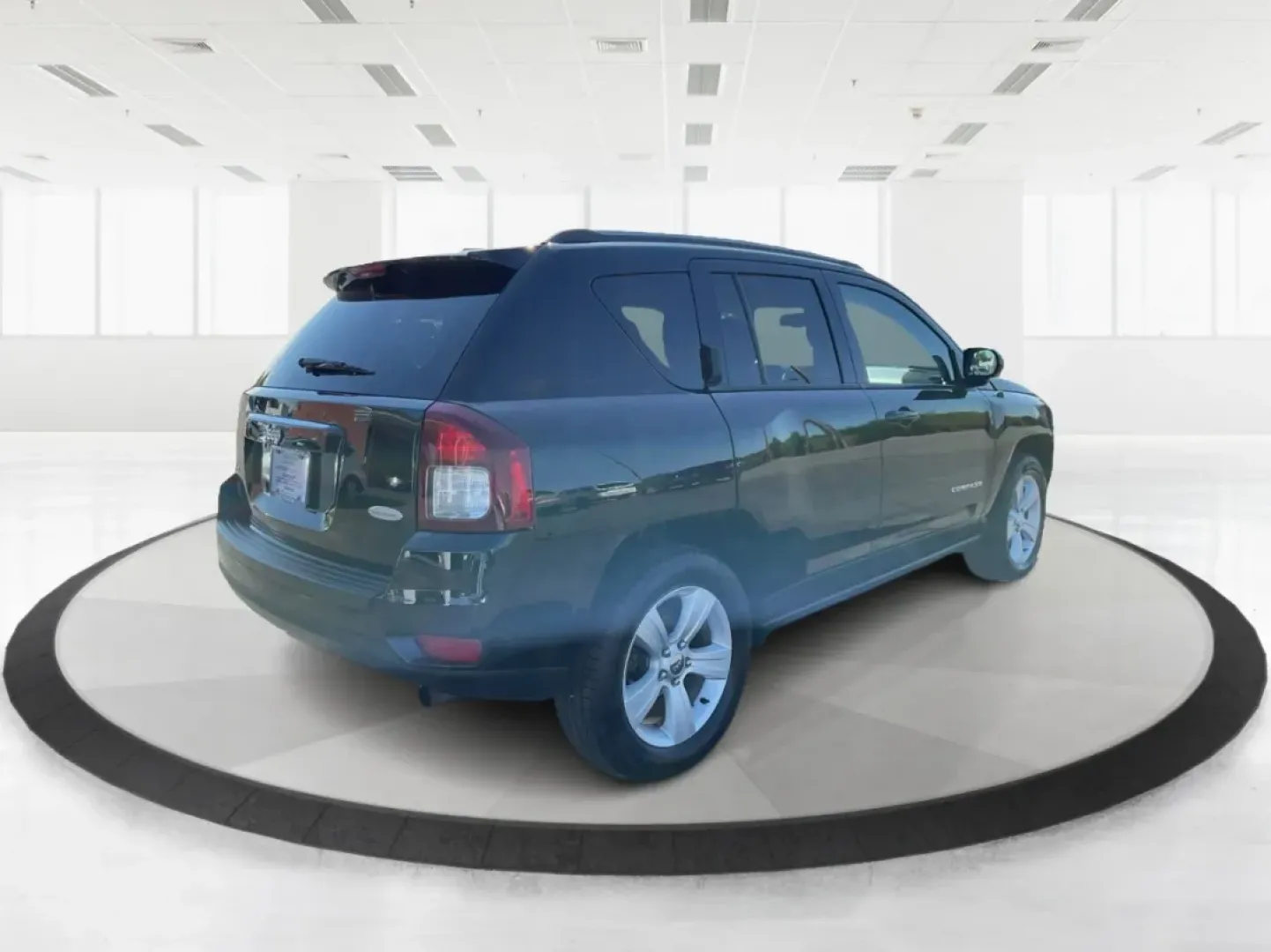 2016 Jeep Compass Latitude (1C4NJDEB2GD) with an 2.4L I-4 DOHC engine, located at 1230 East Main St, Xenia, OH, 45385, (937) 908-9800, 39.688026, -83.910172 - **Adventure Awaits with This 2016 Jeep Compass Latitude!**<br /> <br /> If you're seeking a vehicle that complements your active lifestyle, look no further than this versatile 2016 Jeep Compass Latitude. Perfect for weekend getaways, family road trips, or daily commutes, this SUV is designed to hand - Photo#2