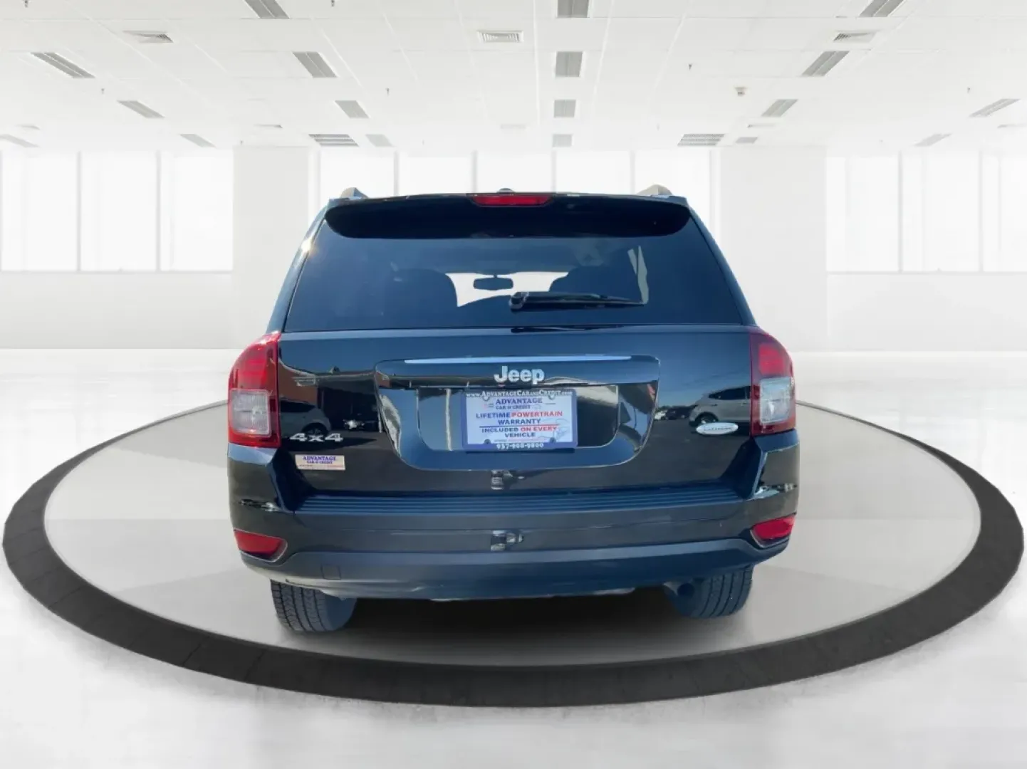 2016 Jeep Compass Latitude (1C4NJDEB2GD) with an 2.4L I-4 DOHC engine, located at 1230 East Main St, Xenia, OH, 45385, (937) 908-9800, 39.688026, -83.910172 - **Adventure Awaits with This 2016 Jeep Compass Latitude!**<br /> <br /> If you're seeking a vehicle that complements your active lifestyle, look no further than this versatile 2016 Jeep Compass Latitude. Perfect for weekend getaways, family road trips, or daily commutes, this SUV is designed to hand - Photo#3