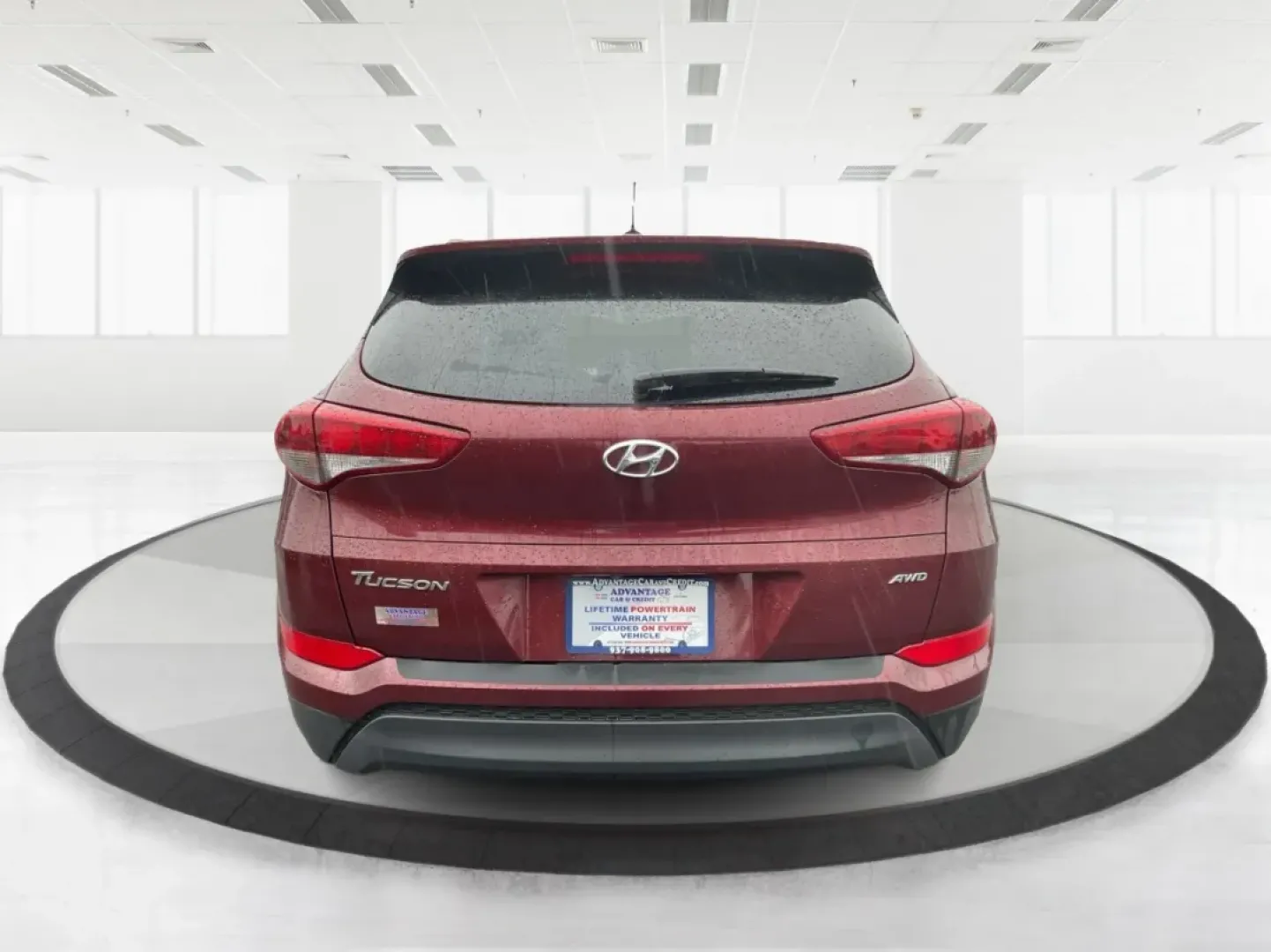 2017 Hyundai Tucson SE (KM8J3CA4XHU) with an Nu 2L I-4 gasoline direct injection engine, located at 8750 N County Rd 25A, Piqua, OH, 45356, (937) 908-9800, 40.164391, -84.232513 - **Experience Adventure with the 2017 Hyundai Tucson SE from Advantage Car and Credit - Piqua!**<br /> <br /> Are you in the market for a reliable SUV that can keep up with your active lifestyle? Look no further than this stunning 2017 Hyundai Tucson SE, available now at Advantage Car and Credit in P - Photo#3