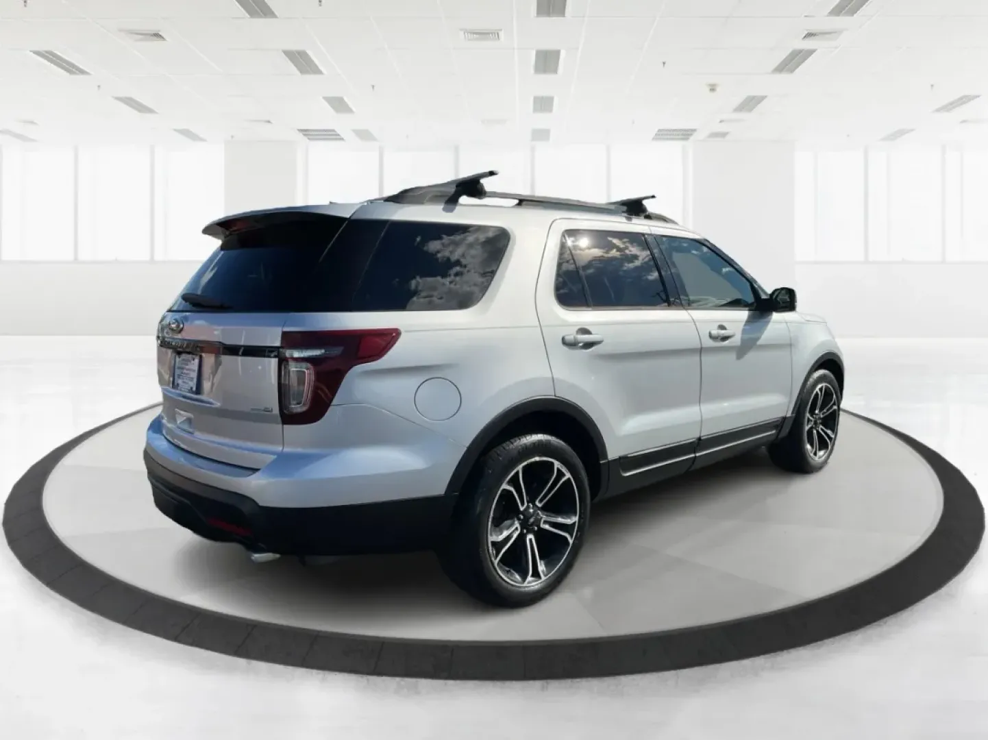 2015 Ford Explorer Sport (1FM5K8GT4FG) with an EcoBoost 3.5L V-6 gasoline direct injection engine, located at 1230 East Main St, Xenia, OH, 45385, (937) 908-9800, 39.688026, -83.910172 - **Elevate Your Adventures with a 2015 Ford Explorer Sport at Advantage Car and Credit Xenia!**<br /> <br /> Are you ready to embark on unforgettable adventures with your family or friends? The 2015 Ford Explorer Sport is designed to be your perfect companion for weekend getaways, daily commutes, an - Photo#2