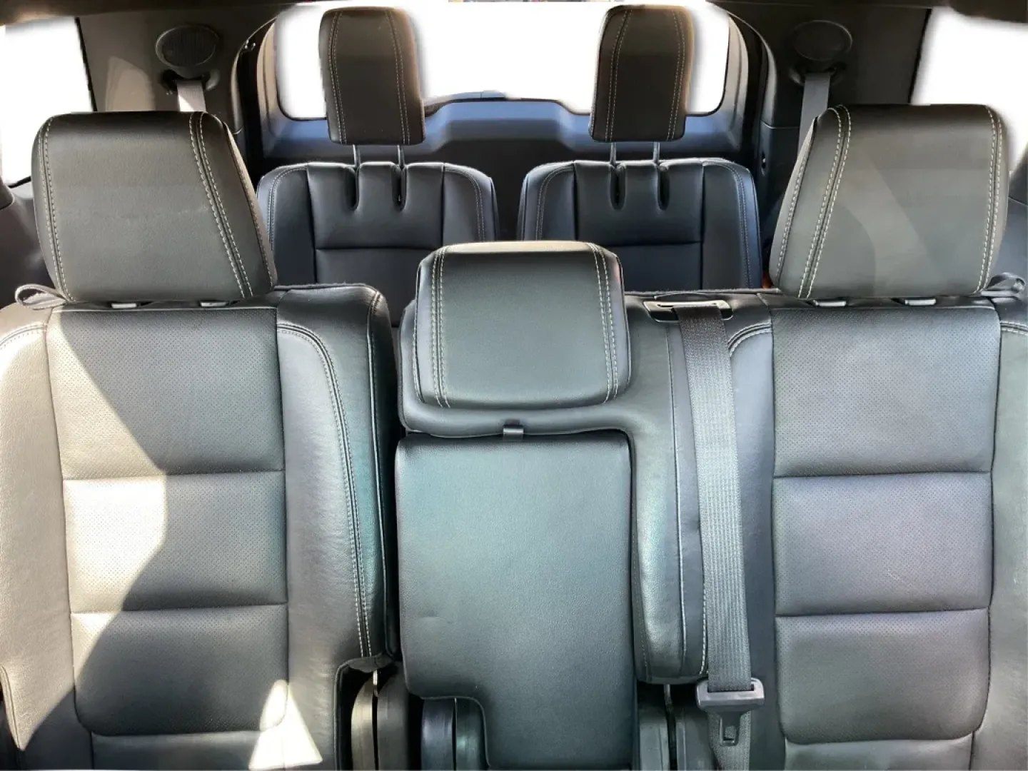 2015 Ford Explorer Sport (1FM5K8GT4FG) with an EcoBoost 3.5L V-6 gasoline direct injection engine, located at 1230 East Main St, Xenia, OH, 45385, (937) 908-9800, 39.688026, -83.910172 - **Elevate Your Adventures with a 2015 Ford Explorer Sport at Advantage Car and Credit Xenia!**<br /> <br /> Are you ready to embark on unforgettable adventures with your family or friends? The 2015 Ford Explorer Sport is designed to be your perfect companion for weekend getaways, daily commutes, an - Photo#14