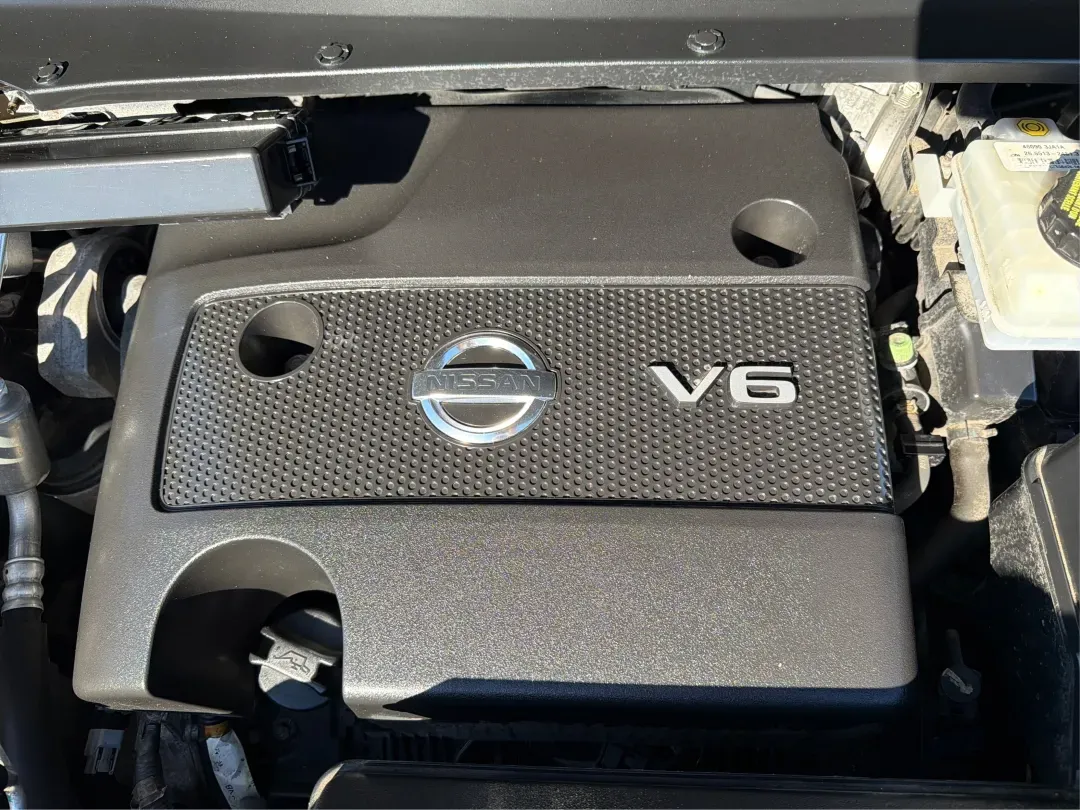 2015 Nissan Pathfinder S (5N1AR2MM5FC) with an 3.5L V-6 DOHC engine, located at 8750 N County Rd 25A, Piqua, OH, 45356, (937) 908-9800, 40.164391, -84.232513 - **Adventure Awaits with the 2015 Nissan Pathfinder at Advantage Car and Credit - Riverside!**<br /> <br /> Are you ready to elevate your family's adventures or weekend getaways? The 2015 Nissan Pathfinder, now available at Advantage Car and Credit in Riverside, OH, is the perfect vehicle to accompan - Photo#11