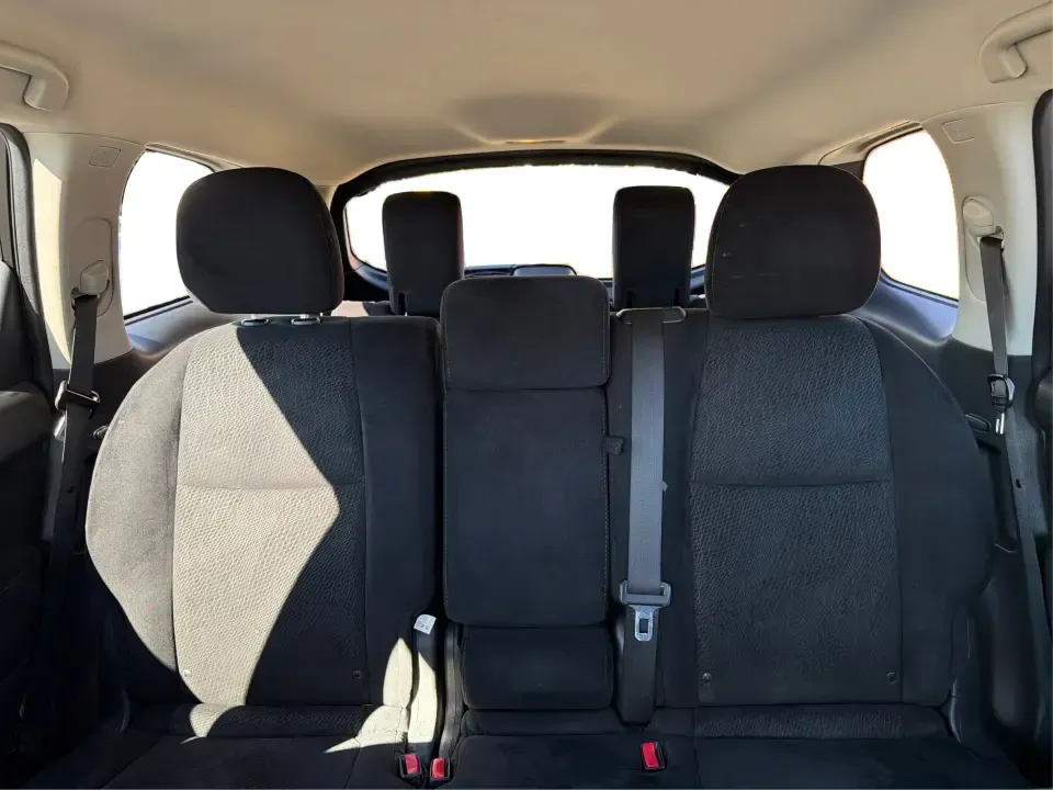 2015 Nissan Pathfinder S (5N1AR2MM5FC) with an 3.5L V-6 DOHC engine, Continuously Variable Transmission transmission, located at 4508 South Dixie Dr, Moraine, OH, 45439, (937) 908-9800, 39.689976, -84.218452 - **Adventure Awaits with the 2015 Nissan Pathfinder at Advantage Car and Credit - Riverside!**<br /> <br /> Are you ready to elevate your family's adventures or weekend getaways? The 2015 Nissan Pathfinder, now available at Advantage Car and Credit in Riverside, OH, is the perfect vehicle to accompan - Photo#14