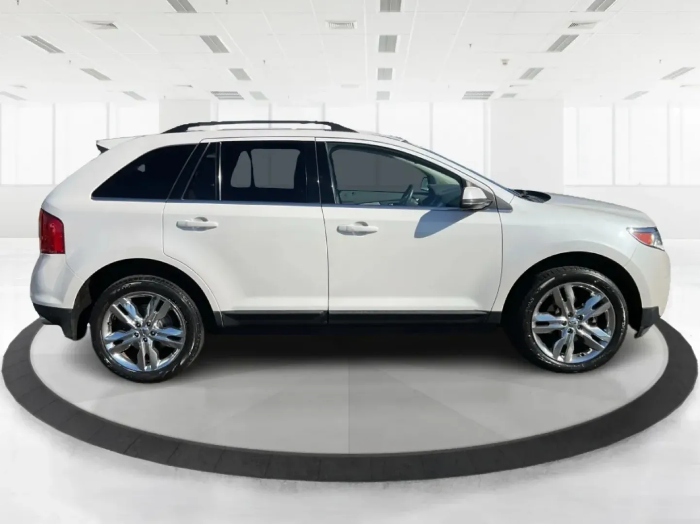 2013 Ford Edge Limited (2FMDK4KCXDB) with an 3.5L V-6 DOHC engine, located at 401 Woodman Dr, Riverside, OH, 45431, (937) 908-9800, 39.760899, -84.123421 - Experience the freedom of the open road with this exceptional 2013 Ford Edge Limited, a versatile SUV that's perfect for family adventures, daily commutes, or weekend getaways. With a robust 3.5L V-6 DOHC engine and an all-wheel drive (AWD) system, this Ford Edge is designed to handle both city stre - Photo#1