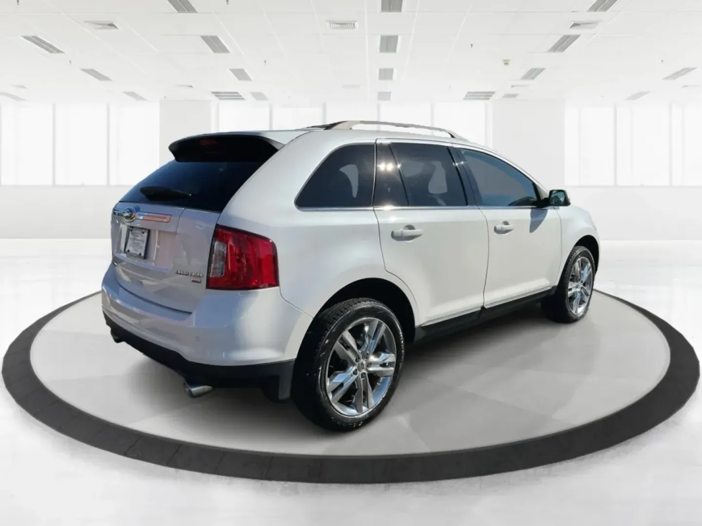 2013 Ford Edge Limited (2FMDK4KCXDB) with an 3.5L V-6 DOHC engine, located at 401 Woodman Dr, Riverside, OH, 45431, (937) 908-9800, 39.760899, -84.123421 - Experience the freedom of the open road with this exceptional 2013 Ford Edge Limited, a versatile SUV that's perfect for family adventures, daily commutes, or weekend getaways. With a robust 3.5L V-6 DOHC engine and an all-wheel drive (AWD) system, this Ford Edge is designed to handle both city stre - Photo#2