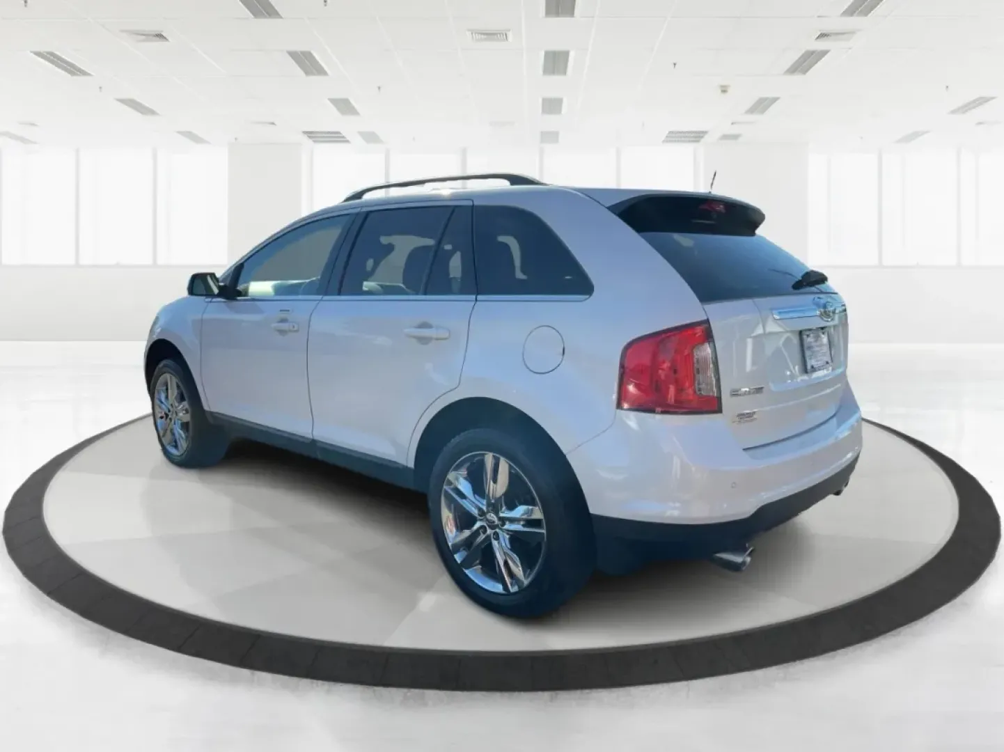 2013 Ford Edge Limited (2FMDK4KCXDB) with an 3.5L V-6 DOHC engine, located at 401 Woodman Dr, Riverside, OH, 45431, (937) 908-9800, 39.760899, -84.123421 - Experience the freedom of the open road with this exceptional 2013 Ford Edge Limited, a versatile SUV that's perfect for family adventures, daily commutes, or weekend getaways. With a robust 3.5L V-6 DOHC engine and an all-wheel drive (AWD) system, this Ford Edge is designed to handle both city stre - Photo#4