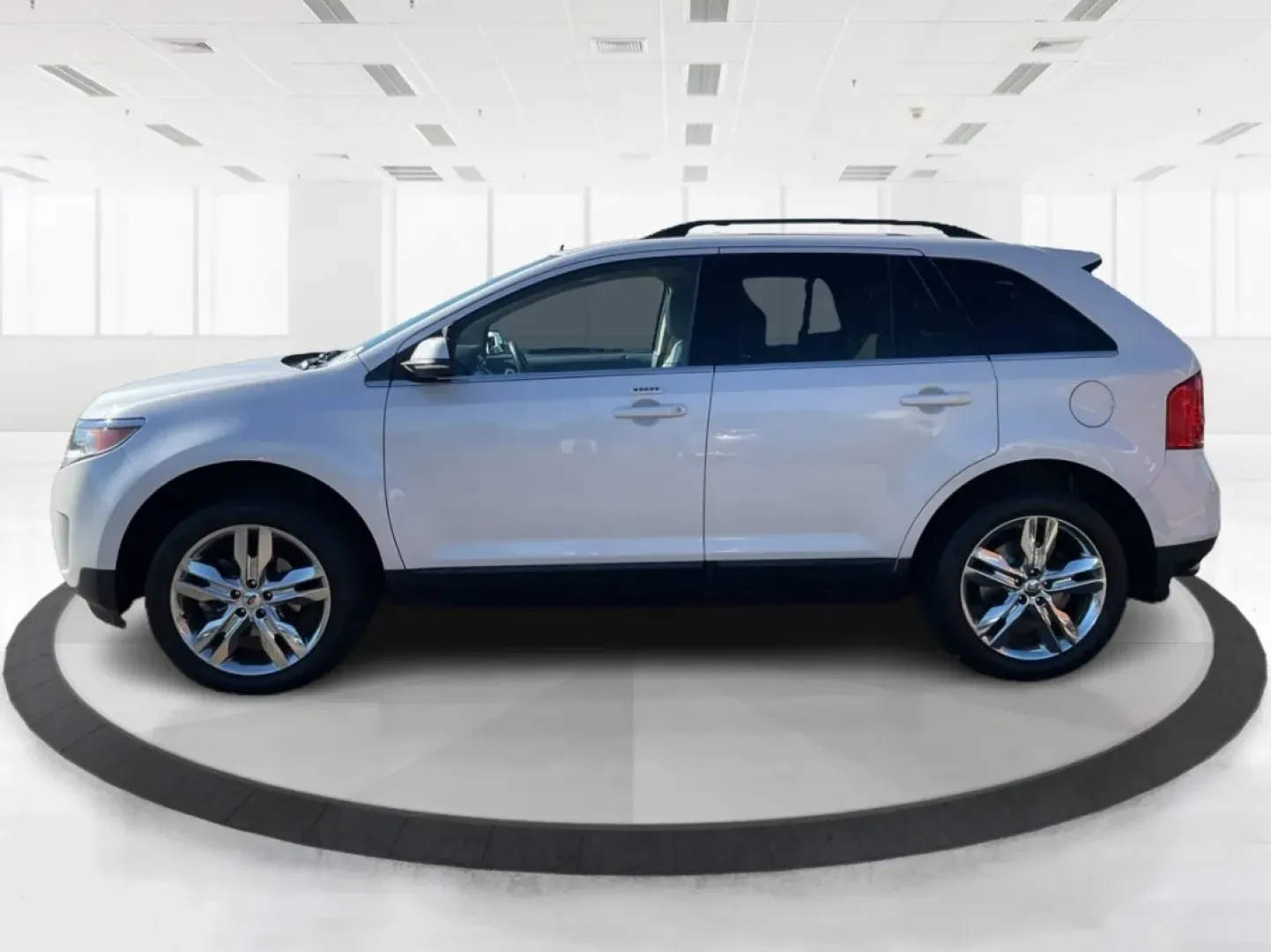 2013 Ford Edge Limited (2FMDK4KCXDB) with an 3.5L V-6 DOHC engine, located at 401 Woodman Dr, Riverside, OH, 45431, (937) 908-9800, 39.760899, -84.123421 - Experience the freedom of the open road with this exceptional 2013 Ford Edge Limited, a versatile SUV that's perfect for family adventures, daily commutes, or weekend getaways. With a robust 3.5L V-6 DOHC engine and an all-wheel drive (AWD) system, this Ford Edge is designed to handle both city stre - Photo#5