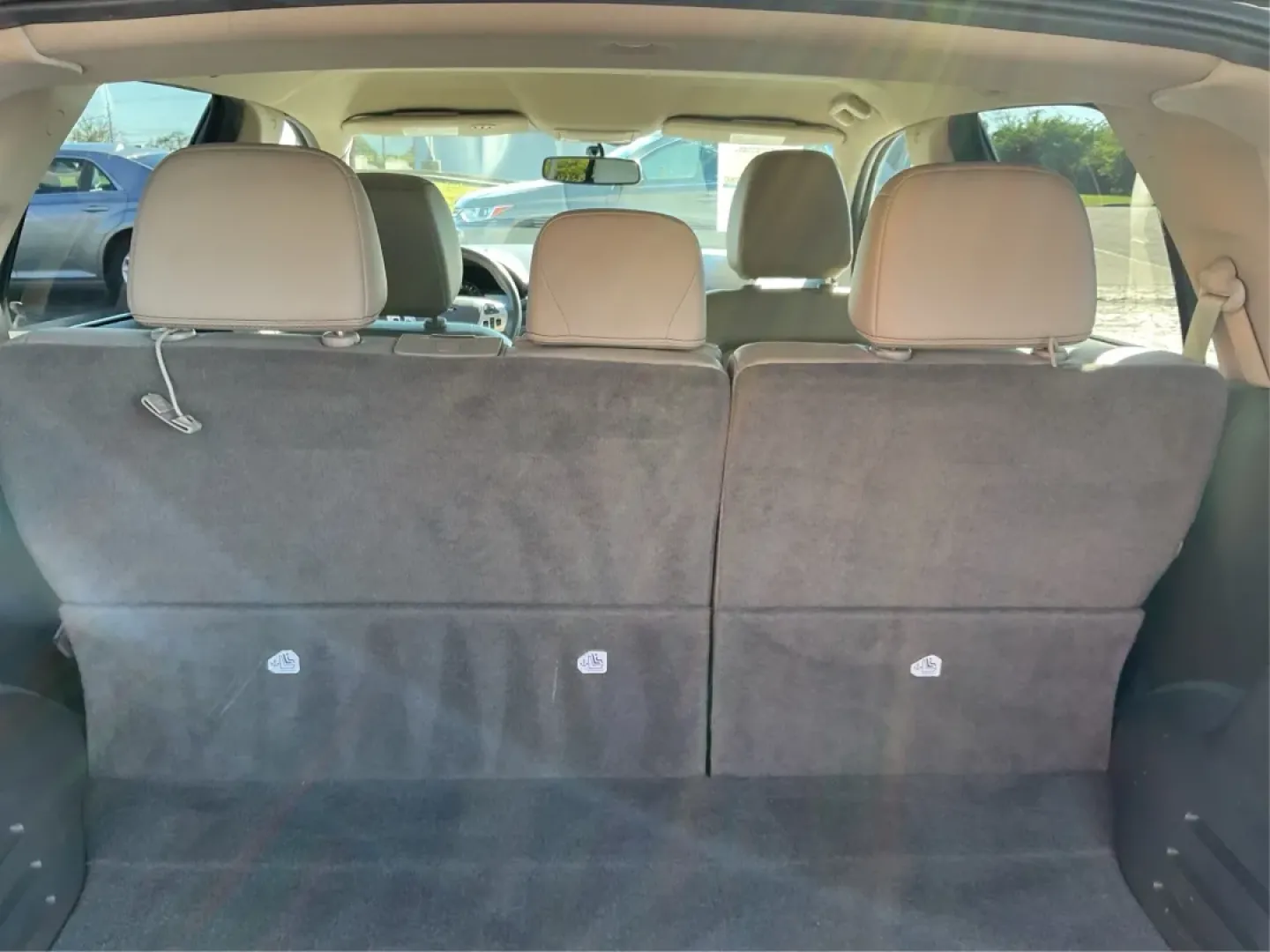 2013 Ford Edge Limited (2FMDK4KCXDB) with an 3.5L V-6 DOHC engine, located at 401 Woodman Dr, Riverside, OH, 45431, (937) 908-9800, 39.760899, -84.123421 - Experience the freedom of the open road with this exceptional 2013 Ford Edge Limited, a versatile SUV that's perfect for family adventures, daily commutes, or weekend getaways. With a robust 3.5L V-6 DOHC engine and an all-wheel drive (AWD) system, this Ford Edge is designed to handle both city stre - Photo#11