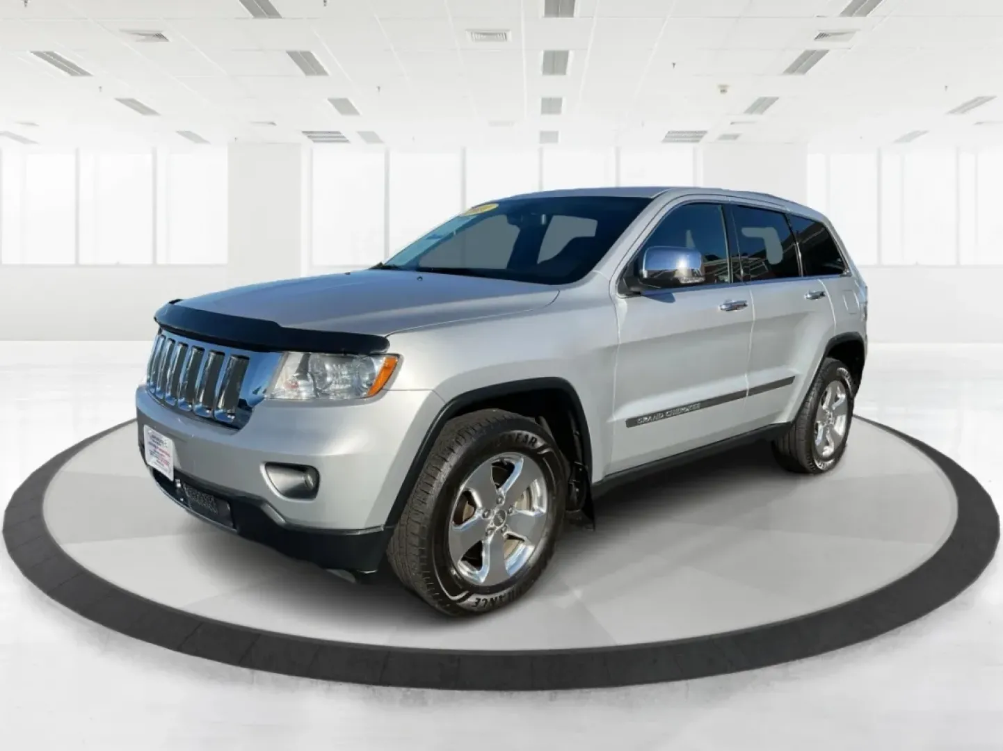 2011 Jeep Grand Cherokee Limited (1J4RR5GT0BC) with an Other engine, located at 1099 N County Rd 25A, Troy, OH, 45373, (937) 908-9800, 40.057079, -84.212883 - Discover the ultimate adventure companion waiting for you at Advantage Car and Credit - Troy, located at 1099 N County Rd 25A, Troy, OH 45373. Our **2011 Jeep Grand Cherokee Limited** is designed for those who crave exploration without sacrificing comfort. Ideal for weekend getaways, this SUV seamle - Photo#8