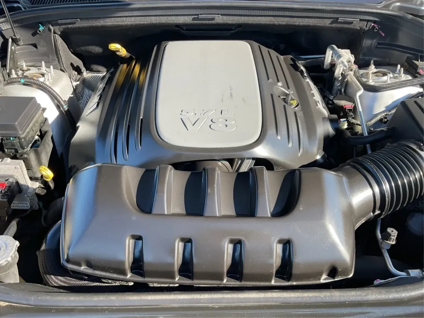 2011 Jeep Grand Cherokee Limited (1J4RR5GT0BC) with an Other engine, located at 1099 N County Rd 25A, Troy, OH, 45373, (937) 908-9800, 40.057079, -84.212883 - Discover the ultimate adventure companion waiting for you at Advantage Car and Credit - Troy, located at 1099 N County Rd 25A, Troy, OH 45373. Our **2011 Jeep Grand Cherokee Limited** is designed for those who crave exploration without sacrificing comfort. Ideal for weekend getaways, this SUV seamle - Photo#11