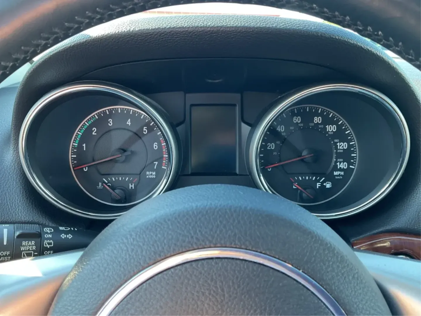 2011 Jeep Grand Cherokee Limited (1J4RR5GT0BC) with an Other engine, located at 1099 N County Rd 25A, Troy, OH, 45373, (937) 908-9800, 40.057079, -84.212883 - Discover the ultimate adventure companion waiting for you at Advantage Car and Credit - Troy, located at 1099 N County Rd 25A, Troy, OH 45373. Our **2011 Jeep Grand Cherokee Limited** is designed for those who crave exploration without sacrificing comfort. Ideal for weekend getaways, this SUV seamle - Photo#15