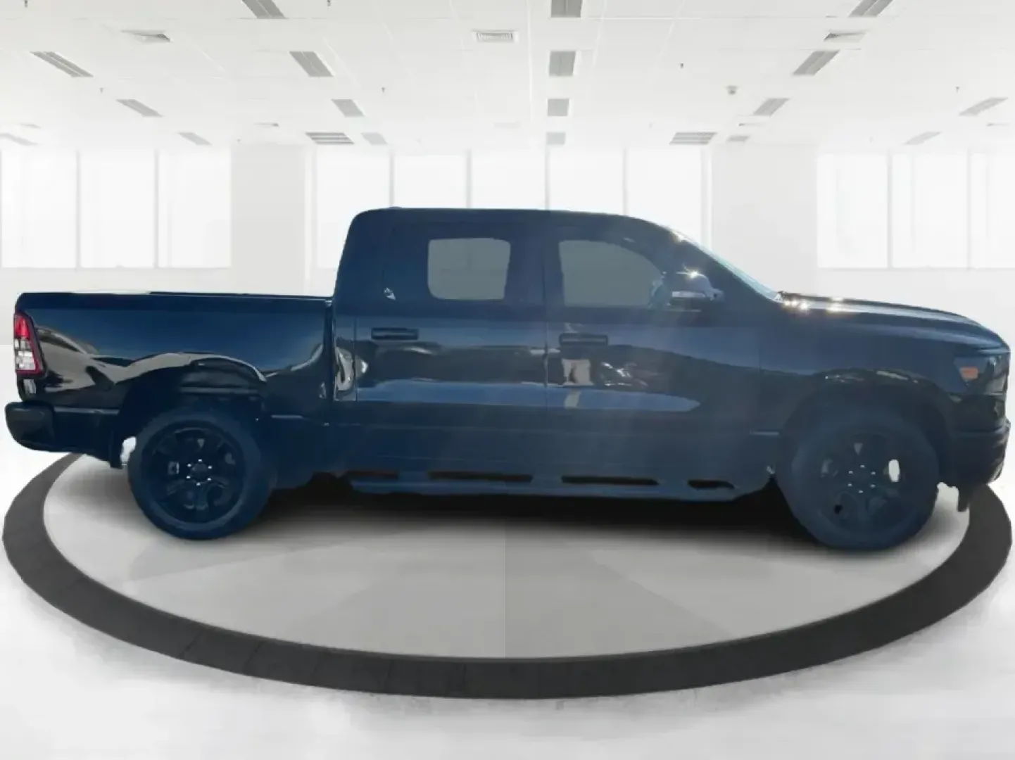 2020 Ram 1500 Big Horn Crew Cab 4x4 5'7 Box (1C6SRFFT8LN) with an 5.7L V8 OHV 16V engine, 8A transmission, located at 1230 East Main St, Xenia, OH, 45385, (937) 908-9800, 39.688026, -83.910172 - **Unleash Adventure with the 2020 Ram 1500 Big Horn Crew Cab 4x4! Perfect for Your Lifestyle!**<br /> <br /> Are you ready to elevate your driving experience? The 2020 Ram 1500 Big Horn Crew Cab 4x4 is your ultimate companion for weekend getaways, daily commutes, or even family road trips. With its - Photo#1