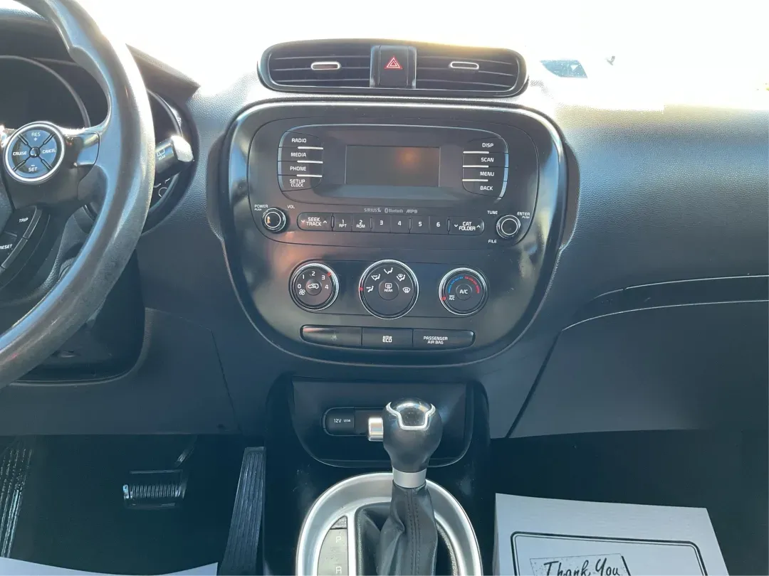 2015 Kia Soul Base (KNDJN2A21F7) with an Other engine, located at 1099 N County Rd 25A, Troy, OH, 45373, (937) 908-9800, 40.057079, -84.212883 - 2015 Kia Soul Base - Photo#13