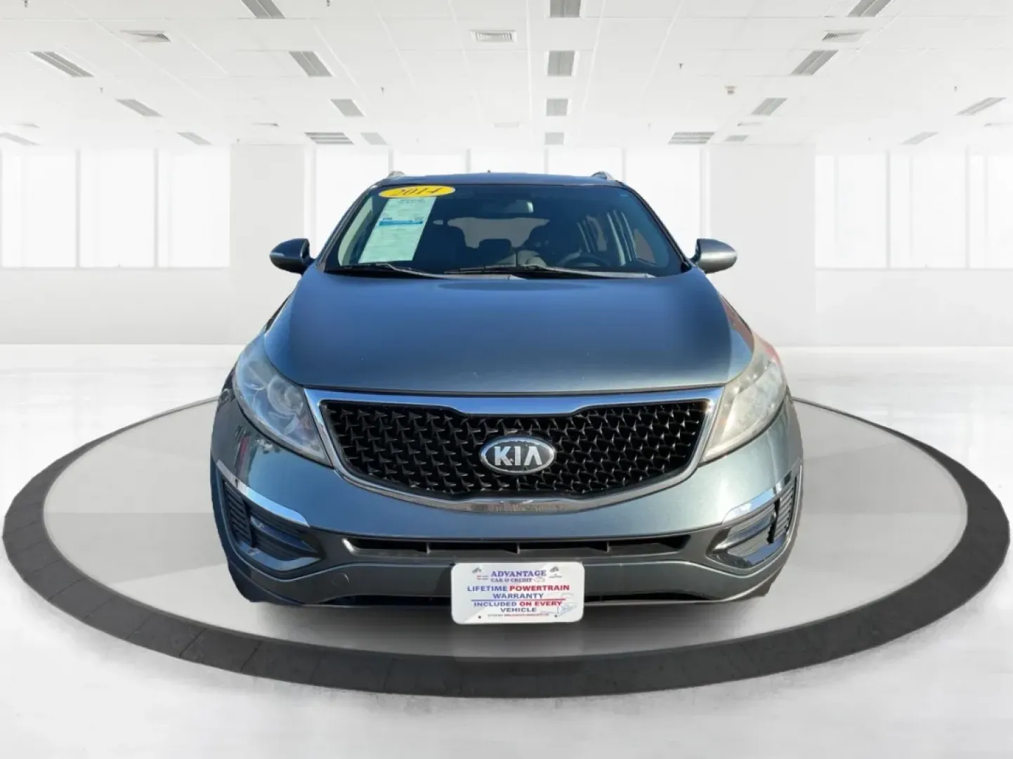 2014 Kia Sportage LX AWD (KNDPBCAC8E7) with an 2.4L V6 DOHC 24V engine, 6-Speed Automatic transmission, located at 4508 South Dixie Dr, Moraine, OH, 45439, (937) 908-9800, 39.689976, -84.218452 - **Adventure Awaits with the 2014 Kia Sportage LX AWD - Your Perfect Crossover Companion!**<br /> <br /> Imagine hitting the open road, whether you're embarking on a scenic weekend getaway or navigating through your daily commute. The 2014 Kia Sportage LX AWD is designed for those who crave versatili - Photo#7