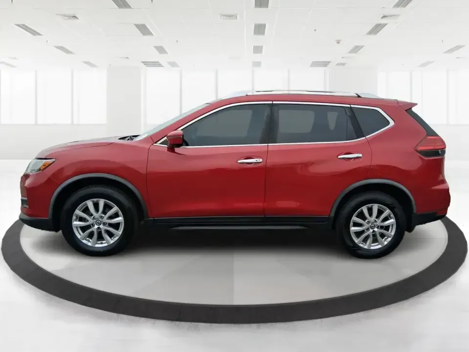 2017 Nissan Rogue SV (JN8AT2MV6HW) with an 2.5L I-4 DOHC engine, CVT transmission, located at 1230 East Main St, Xenia, OH, 45385, (937) 908-9800, 39.688026, -83.910172 - Are you searching for the perfect vehicle to enhance your daily adventures? Look no further! This 2017 Nissan Rogue SV is the ideal SUV for those who crave versatility and comfort, making it a fantastic choice for growing families, weekend warriors, and daily commuters alike. With its spacious inter - Photo#4