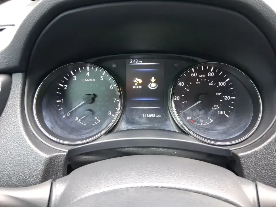 2017 Nissan Rogue SV (JN8AT2MV6HW) with an 2.5L I-4 DOHC engine, CVT transmission, located at 1230 East Main St, Xenia, OH, 45385, (937) 908-9800, 39.688026, -83.910172 - Are you searching for the perfect vehicle to enhance your daily adventures? Look no further! This 2017 Nissan Rogue SV is the ideal SUV for those who crave versatility and comfort, making it a fantastic choice for growing families, weekend warriors, and daily commuters alike. With its spacious inter - Photo#14