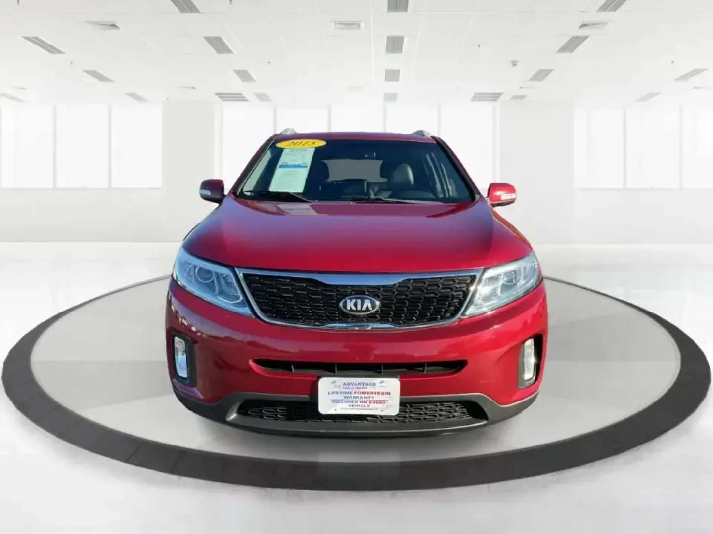 2015 Kia Sorento LX (5XYKTCA66FG) with an 2.4L I-4 gasoline direct injection engine, 6-Speed Automatic transmission, located at 4508 South Dixie Dr, Moraine, OH, 45439, (937) 908-9800, 39.689976, -84.218452 - **Adventure Awaits with the 2015 Kia Sorento LX from Advantage Car and Credit!**<br /> <br /> Are you ready to elevate your family outings or embark on unforgettable weekend adventures? Look no further than this stunning **2015 Kia Sorento LX**! With its striking Remington Red Metallic exterior and - Photo#7