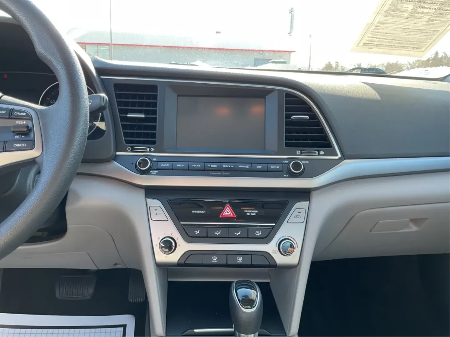 2017 Hyundai Elantra SE (5NPD84LF2HH) with an Nu 2L I-4 DOHC engine, 6A transmission, located at 1230 East Main St, Xenia, OH, 45385, (937) 908-9800, 39.688026, -83.910172 - Discover your next adventure with the 2017 Hyundai Elantra SE, available now at Advantage Car and Credit - Piqua! This stylish sedan is perfect for budget-conscious buyers looking for a reliable vehicle that effortlessly blends comfort, performance, and technology. Whether you're commuting to work, - Photo#13