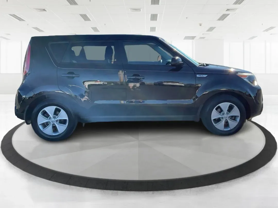 2015 Kia Soul Base (KNDJN2A22F7) with an Other engine, Auto transmission, located at 1184 Kauffman Ave, Fairborn, OH, 45324, (937) 908-9800, 39.807072, -84.030914 - 2015 Kia Soul Base - Photo#1