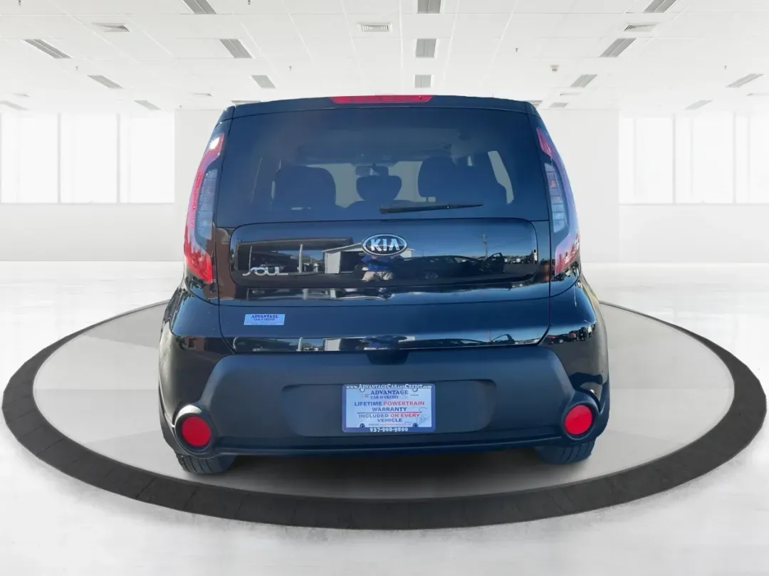 2015 Kia Soul Base (KNDJN2A22F7) with an Other engine, Auto transmission, located at 1230 East Main St, Xenia, OH, 45385, (937) 908-9800, 39.688026, -83.910172 - Discover a new level of convenience and versatility with the 2015 Kia Soul, the perfect vehicle for those balancing a busy lifestyle in Vandalia, OH. Whether you're a growing family looking for a spacious ride, a commuter needing dependability for long drives, or someone seeking low-maintenance vehi - Photo#3