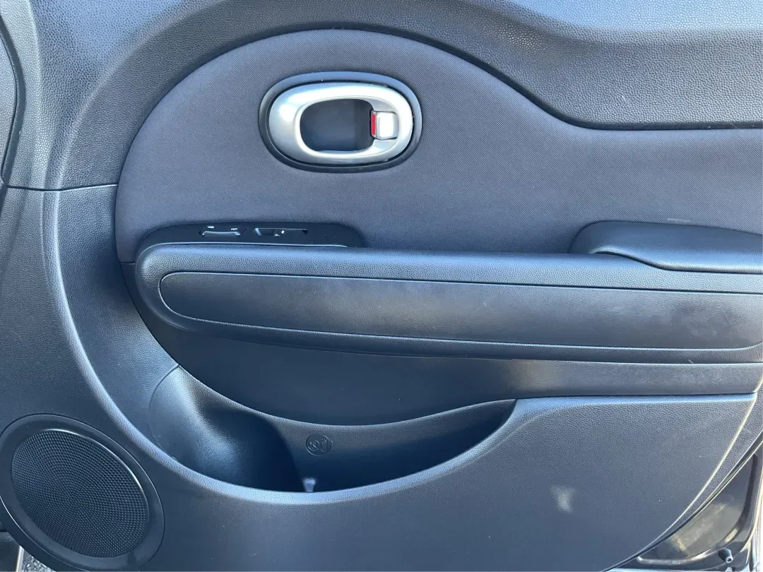 2015 Kia Soul Base (KNDJN2A22F7) with an Other engine, Auto transmission, located at 1230 East Main St, Xenia, OH, 45385, (937) 908-9800, 39.688026, -83.910172 - Discover a new level of convenience and versatility with the 2015 Kia Soul, the perfect vehicle for those balancing a busy lifestyle in Vandalia, OH. Whether you're a growing family looking for a spacious ride, a commuter needing dependability for long drives, or someone seeking low-maintenance vehi - Photo#18