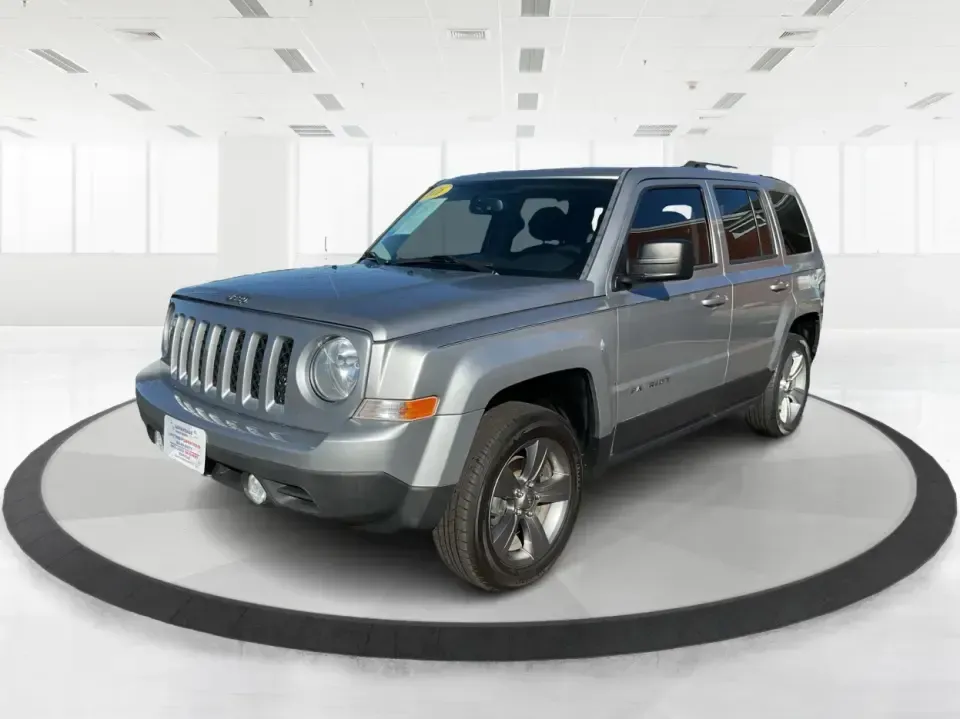 2016 Jeep Patriot Sport SE (1C4NJPBA0GD) with an 2L I-4 DOHC engine, Automatic transmission, located at 4508 South Dixie Dr, Moraine, OH, 45439, (937) 908-9800, 39.689976, -84.218452 - **Explore Adventure with the 2016 Jeep Patriot Sport SE Your Next Road Trip Awaits!**<br /> <br /> When it comes to memorable road trips or weekend getaways, having the right vehicle can make all the difference. The **2016 Jeep Patriot Sport SE** is designed for those who crave the thrill of advent - Photo#8