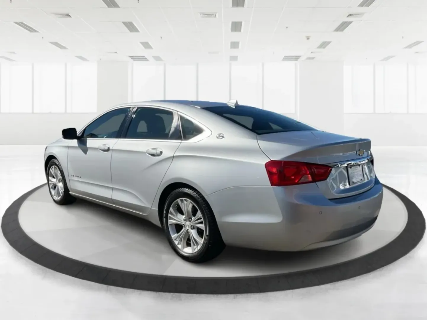 2014 Chevrolet Impala 1LT (1G1115SL8EU) with an ECOTEC 2.5L I-4 gasoline direct injection engine, located at 1951 S Dayton Lakeview Rd., New Carlisle, OH, 45344, (937) 908-9800, 39.890999, -84.050255 - Experience the ultimate in comfort, style, and performance with this **2014 Chevrolet Impala 1LT**, available now at **Advantage Car and Credit - Xenia**, your premier buy here pay here dealership located at **1230 East Main St, Xenia, OH 45385**. This sleek sedan is perfect for busy professionals c - Photo#4