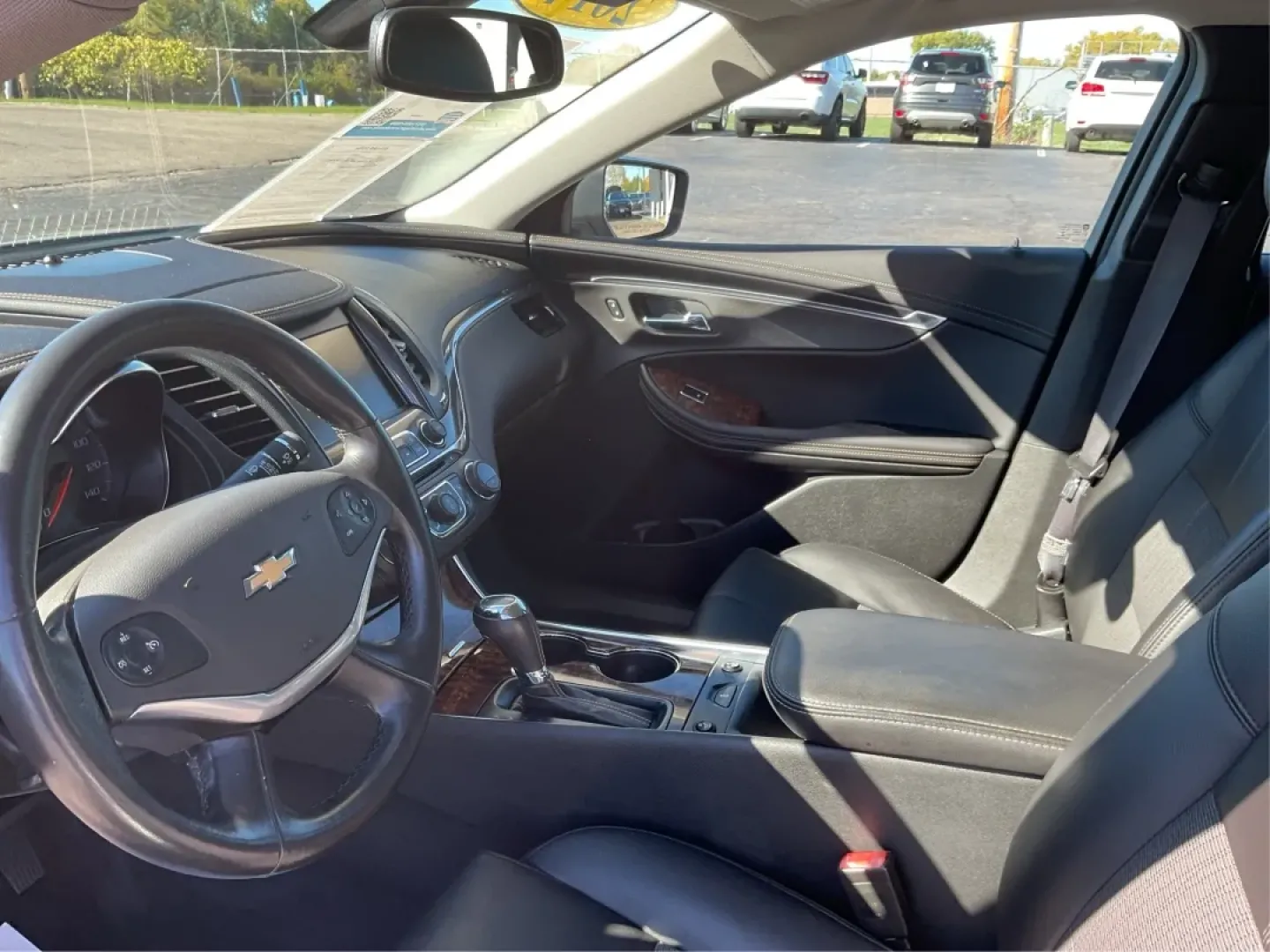 2014 Chevrolet Impala 1LT (1G1115SL8EU) with an ECOTEC 2.5L I-4 gasoline direct injection engine, located at 1951 S Dayton Lakeview Rd., New Carlisle, OH, 45344, (937) 908-9800, 39.890999, -84.050255 - Experience the ultimate in comfort, style, and performance with this **2014 Chevrolet Impala 1LT**, available now at **Advantage Car and Credit - Xenia**, your premier buy here pay here dealership located at **1230 East Main St, Xenia, OH 45385**. This sleek sedan is perfect for busy professionals c - Photo#9