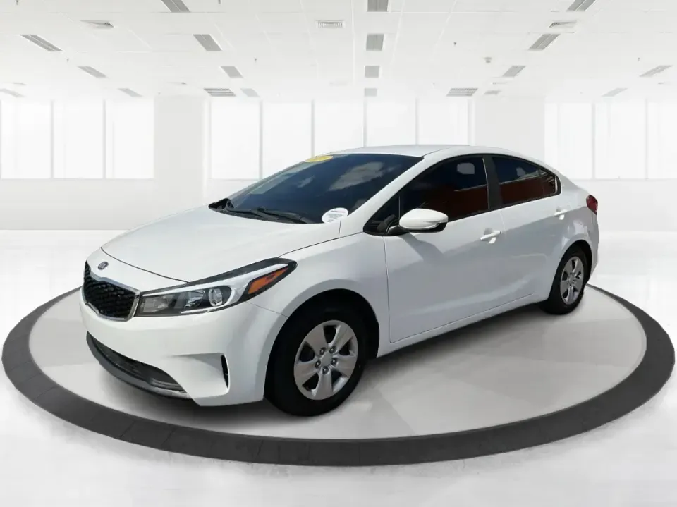 2018 Kia Forte LX (3KPFK4A73JE) with an 2L I-4 DOHC engine, 6M transmission, located at 1099 N County Rd 25A, Troy, OH, 45373, (937) 908-9800, 40.057079, -84.212883 - Discover a world of convenience and comfort with the 2018 Kia Forte LX, an ideal sedan for budget-conscious buyers and those seeking reliable transportation in Piqua, OH. Whether you're navigating the bustling streets of downtown or taking a scenic drive along the Great Miami River, this versatile v - Photo#8