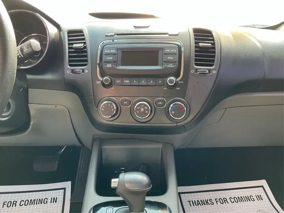 2018 Kia Forte LX (3KPFK4A73JE) with an 2L I-4 DOHC engine, 6M transmission, located at 1099 N County Rd 25A, Troy, OH, 45373, (937) 908-9800, 40.057079, -84.212883 - Discover a world of convenience and comfort with the 2018 Kia Forte LX, an ideal sedan for budget-conscious buyers and those seeking reliable transportation in Piqua, OH. Whether you're navigating the bustling streets of downtown or taking a scenic drive along the Great Miami River, this versatile v - Photo#13