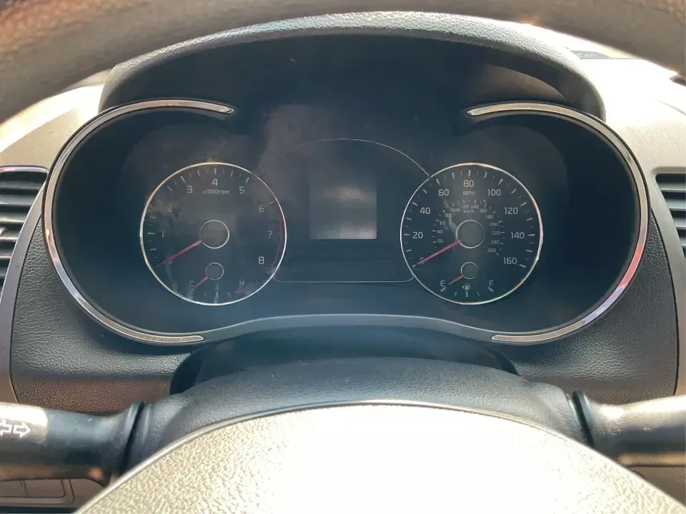 2018 Kia Forte LX (3KPFK4A73JE) with an 2L I-4 DOHC engine, 6M transmission, located at 1099 N County Rd 25A, Troy, OH, 45373, (937) 908-9800, 40.057079, -84.212883 - Discover a world of convenience and comfort with the 2018 Kia Forte LX, an ideal sedan for budget-conscious buyers and those seeking reliable transportation in Piqua, OH. Whether you're navigating the bustling streets of downtown or taking a scenic drive along the Great Miami River, this versatile v - Photo#15