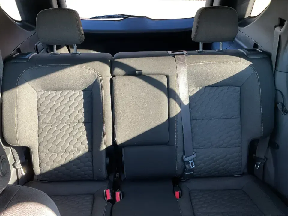 2019 Chevrolet Equinox LT 2WD (3GNAXKEV7KS) with an 1.5L L4 DIR DOHC 16V TURBO engine, 6A transmission, located at 8750 N County Rd 25A, Piqua, OH, 45356, (937) 908-9800, 40.164391, -84.232513 - Whether you're juggling school drop-offs, commuting down I-75, or planning a weekend escape to Indian Lake, this 2019 Chevrolet Equinox LT 2WD is the kind of practical SUV that fits real-life Ohio driving. With comfortable seating for five, strong fuel economy, and everyday versatility, it's a smart - Photo#14