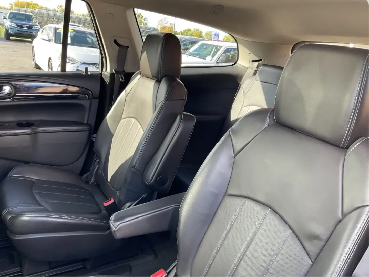 2016 Buick Enclave Leather (5GAKVBKD6GJ) with an 3.6L V-6 gasoline direct injection engine, located at 8750 N County Rd 25A, Piqua, OH, 45356, (937) 908-9800, 40.164391, -84.232513 - **Elevate Your Adventures with the 2016 Buick Enclave Now Available at Advantage Car and Credit - Piqua!**<br /> <br /> Are you ready to redefine your family outings or weekend getaways? The 2016 Buick Enclave is your go-to vehicle for creating unforgettable memories on the road while ensuring comf - Photo#9