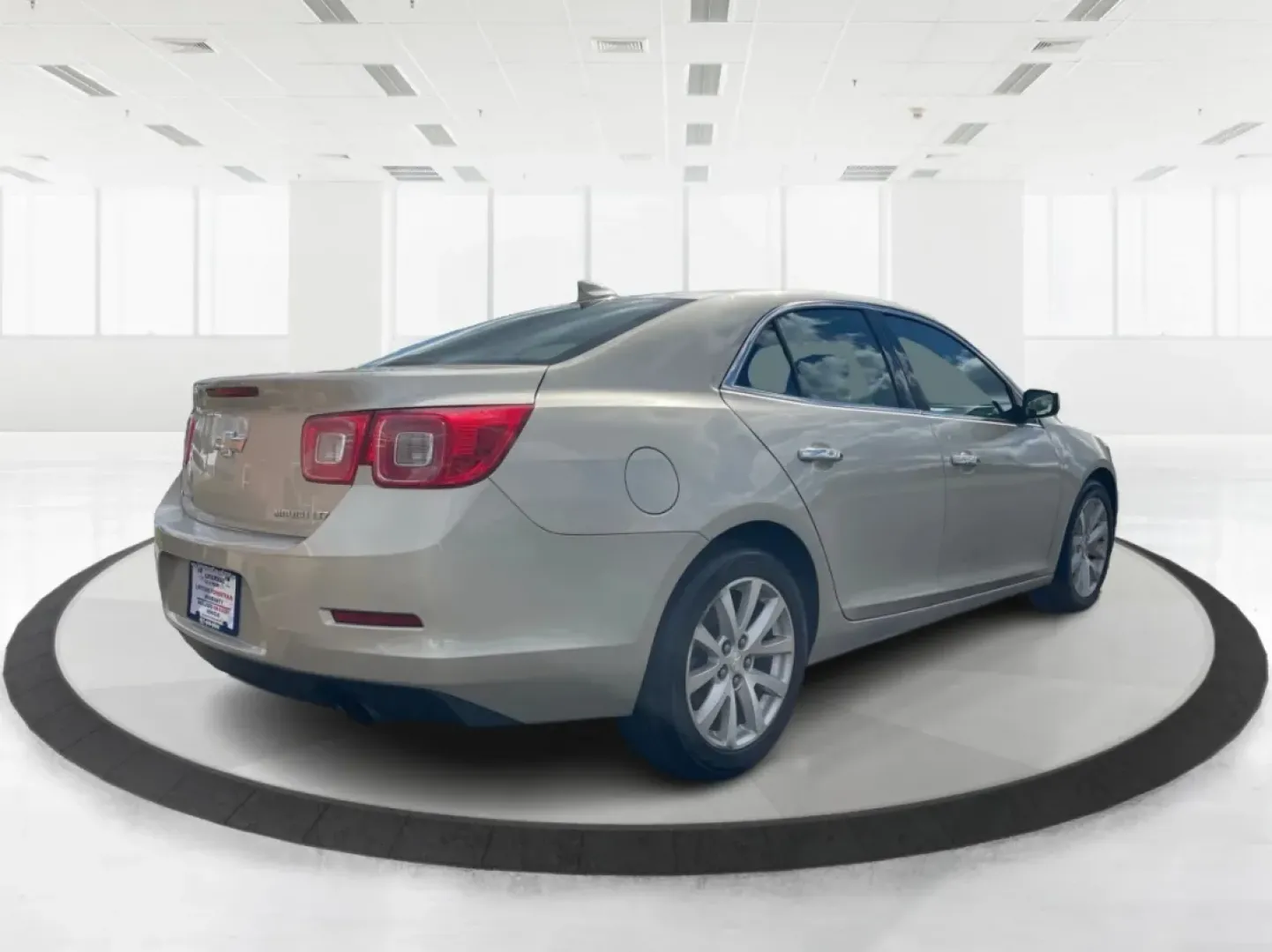 2016 Chevrolet Malibu Limited LTZ (1G11E5SAXGF) with an 2.5L I-4 gasoline direct injection engine, located at 401 Woodman Dr, Riverside, OH, 45431, (937) 908-9800, 39.760899, -84.123421 - **Unleash Your Daily Drive with the 2016 Chevrolet Malibu Limited LTZ at Advantage Car and Credit - Riverside! Perfect for Commuters and Families Alike!**<br /> <br /> Are you in the market for a reliable sedan that combines style, comfort, and technology? Look no further! The 2016 Chevrolet Malibu - Photo#2