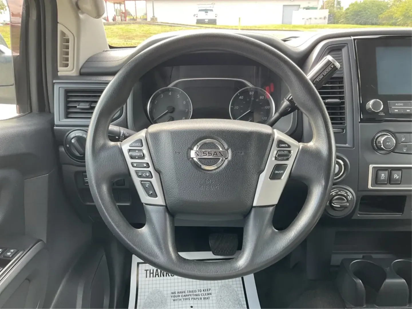 2021 Nissan TITAN Crew Cab S 4x4 (1N6AA1EC4MN) with an Endurance 5.6L V-8 gasoline direct injection engine, located at 8750 N County Rd 25A, Piqua, OH, 45356, (937) 908-9800, 40.164391, -84.232513 - Discover ultimate versatility and rugged capability with this 2021 Nissan TITAN Crew Cab S 4x4, now available at Advantage Car and Credit in Piqua, OH. Whether you're navigating the bustling streets of Piqua or heading out for weekend adventures, this truck is designed to adapt to your lifestyle. Pe - Photo#15