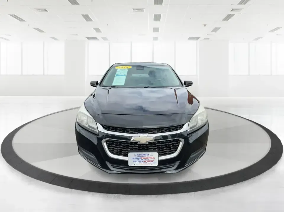 2014 Chevrolet Malibu 1LS (1G11B5SLXEF) with an ECOTEC 2.5L I-4 gasoline direct injection engine, 6-Speed Automatic transmission, located at 8750 N County Rd 25A, Piqua, OH, 45356, (937) 908-9800, 40.164391, -84.232513 - **Discover Your Next Adventure with the 2014 Chevrolet Malibu at Advantage Car and Credit - Vandalia!**<br /> <br /> Are you on the lookout for a reliable, stylish vehicle that fits seamlessly into your busy lifestyle? Look no further! The 2014 Chevrolet Malibu 1LS is your perfect companion for dail - Photo#7