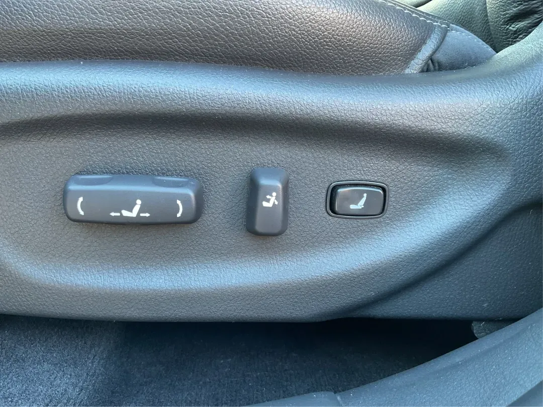 2014 Kia Sorento LX (5XYKTDA61EG) with an 2.4L I-4 gasoline direct injection engine, located at 880 E. National Road, Vandalia, OH, 45377, (937) 908-9800, 39.891918, -84.183594 - **Adventure Awaits with the 2014 Kia Sorento LX Perfect for Families and Road Warriors Alike!**<br /> <br /> At Advantage Car and Credit - Vandalia, we understand that your vehicle is more than just a mode of transportation; it's an essential part of your lifestyle. If you're looking for a versatil - Photo#17