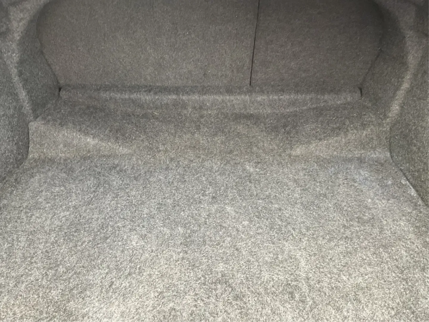 2015 Chevrolet Malibu 2LT (1G11D5SL3FF) with an ECOTEC 2.5L I-4 gasoline direct injection engine, located at 4508 South Dixie Dr, Moraine, OH, 45439, (937) 908-9800, 39.689976, -84.218452 - Experience the joy of driving with the 2015 Chevrolet Malibu 2LT, the perfect sedan for busy professionals, growing families, and anyone seeking a reliable ride for their daily adventures. Whether you're commuting to work, shuttling kids to school, or embarking on weekend trips, this sleek sedan, wi - Photo#12