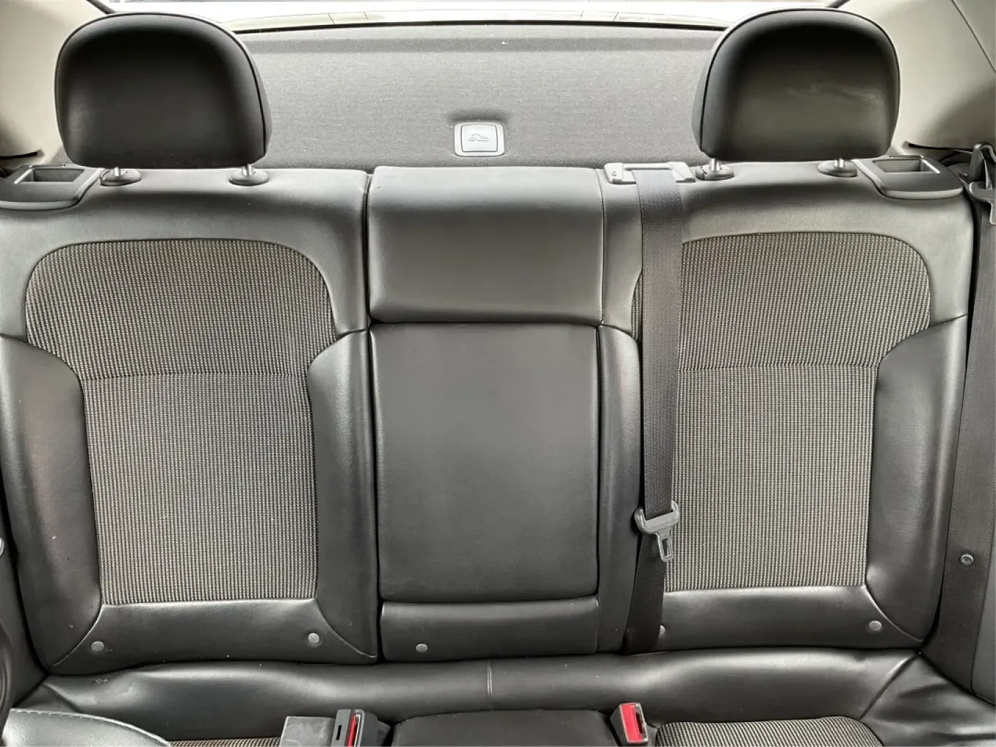 2015 Chevrolet Malibu 2LT (1G11D5SL3FF) with an ECOTEC 2.5L I-4 gasoline direct injection engine, located at 4508 South Dixie Dr, Moraine, OH, 45439, (937) 908-9800, 39.689976, -84.218452 - Experience the joy of driving with the 2015 Chevrolet Malibu 2LT, the perfect sedan for busy professionals, growing families, and anyone seeking a reliable ride for their daily adventures. Whether you're commuting to work, shuttling kids to school, or embarking on weekend trips, this sleek sedan, wi - Photo#14