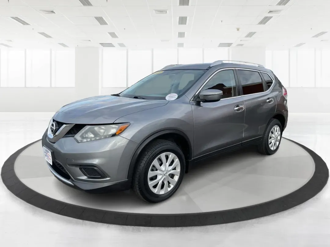 2016 Nissan Rogue S (KNMAT2MV7GP) with an 2.5L I-4 DOHC engine, located at 1184 Kauffman Ave, Fairborn, OH, 45324, (937) 908-9800, 39.807072, -84.030914 - **Explore New Horizons with the 2016 Nissan Rogue: Your Ideal Adventure Companion!**<br /> <br /> Are you ready to elevate your driving experience and embark on new adventures? Look no further than this stunning 2016 Nissan Rogue, perfect for family outings, weekend getaways, or those long commutes - Photo#8