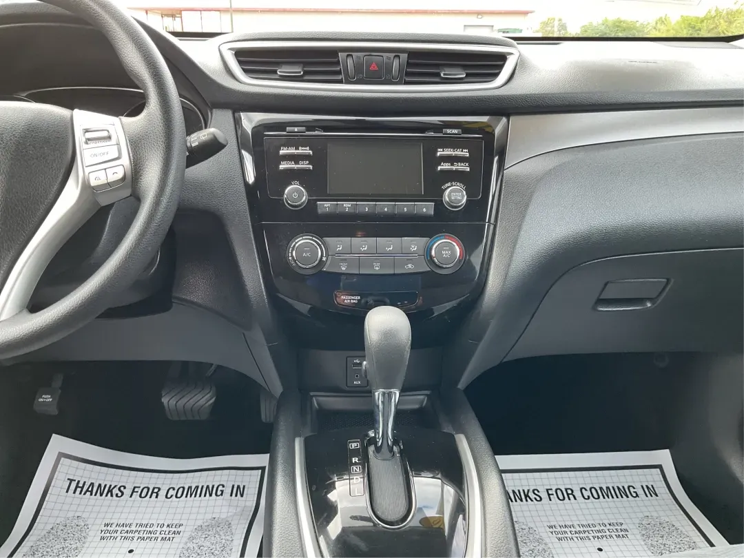 2016 Nissan Rogue S (KNMAT2MV7GP) with an 2.5L I-4 DOHC engine, located at 1184 Kauffman Ave, Fairborn, OH, 45324, (937) 908-9800, 39.807072, -84.030914 - **Explore New Horizons with the 2016 Nissan Rogue: Your Ideal Adventure Companion!**<br /> <br /> Are you ready to elevate your driving experience and embark on new adventures? Look no further than this stunning 2016 Nissan Rogue, perfect for family outings, weekend getaways, or those long commutes - Photo#13