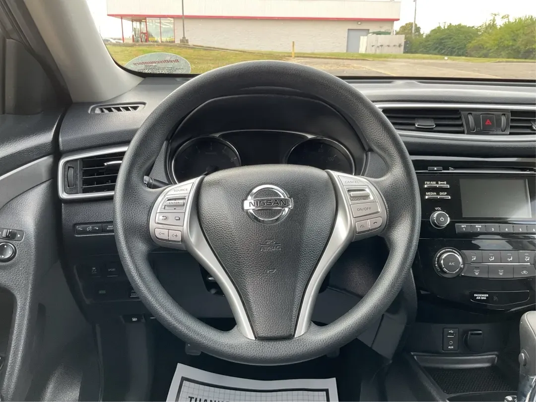 2016 Nissan Rogue S (KNMAT2MV7GP) with an 2.5L I-4 DOHC engine, located at 1184 Kauffman Ave, Fairborn, OH, 45324, (937) 908-9800, 39.807072, -84.030914 - **Explore New Horizons with the 2016 Nissan Rogue: Your Ideal Adventure Companion!**<br /> <br /> Are you ready to elevate your driving experience and embark on new adventures? Look no further than this stunning 2016 Nissan Rogue, perfect for family outings, weekend getaways, or those long commutes - Photo#16