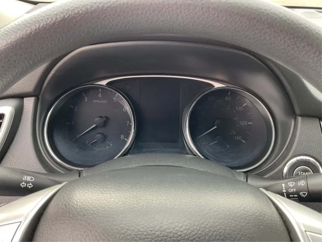 2015 Nissan Rogue SV (5N1AT2MV3FC) with an 2.5L I-4 DOHC engine, located at 401 Woodman Dr, Riverside, OH, 45431, (937) 908-9800, 39.760899, -84.123421 - 2015 Nissan Rogue SV - Photo#14