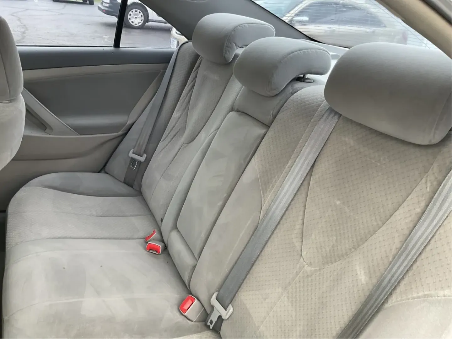 2008 Toyota Camry LE | SE | XLE (4T4BE46K18R) with an 2.4L I-4 DOHC engine, located at 4508 South Dixie Dr, Moraine, OH, 45439, (937) 908-9800, 39.689976, -84.218452 - Are you on the hunt for a reliable sedan that blends comfort and style with unbeatable affordability? Look no further! The 2008 Toyota Camry LE, available at Advantage Car and Credit in Riverside, OH, is the perfect vehicle for anyone seeking a dependable ride for daily commutes or family outings. W - Photo#10