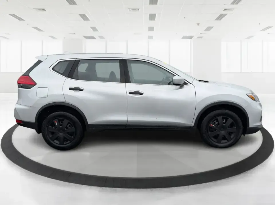 2017 Nissan Rogue S (JN8AT2MVXHW) with an 2.5L I-4 DOHC engine, CVT transmission, located at 1230 East Main St, Xenia, OH, 45385, (937) 908-9800, 39.688026, -83.910172 - ### Adventure Awaits with the 2017 Nissan Rogue at Advantage Car and Credit - Piqua!<br /> <br /> Are you ready to elevate your family adventures, weekend getaways, or daily commutes? Discover the perfect blend of functionality and style in the 2017 Nissan Rogue, available now at Advantage Car and C - Photo#1