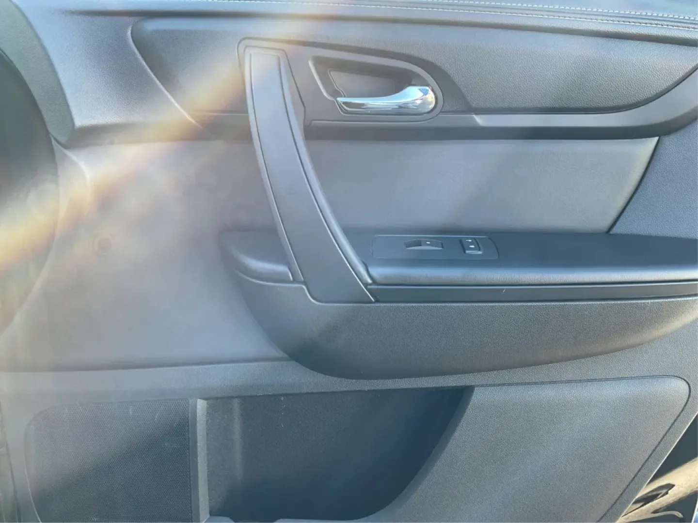 2014 GMC Acadia SLE-2 (1GKKRPKD9EJ) with an 3.6L V-6 gasoline direct injection engine, located at 1099 N County Rd 25A, Troy, OH, 45373, (937) 908-9800, 40.057079, -84.212883 - **Explore Life's Adventures with the 2014 GMC Acadia SLE-2**<br /> <br /> Are you ready to elevate your family road trips, daily commutes, or weekend getaways? The 2014 GMC Acadia SLE-2 is the ideal SUV that seamlessly blends comfort, capability, and style, making it perfect for growing families and - Photo#19